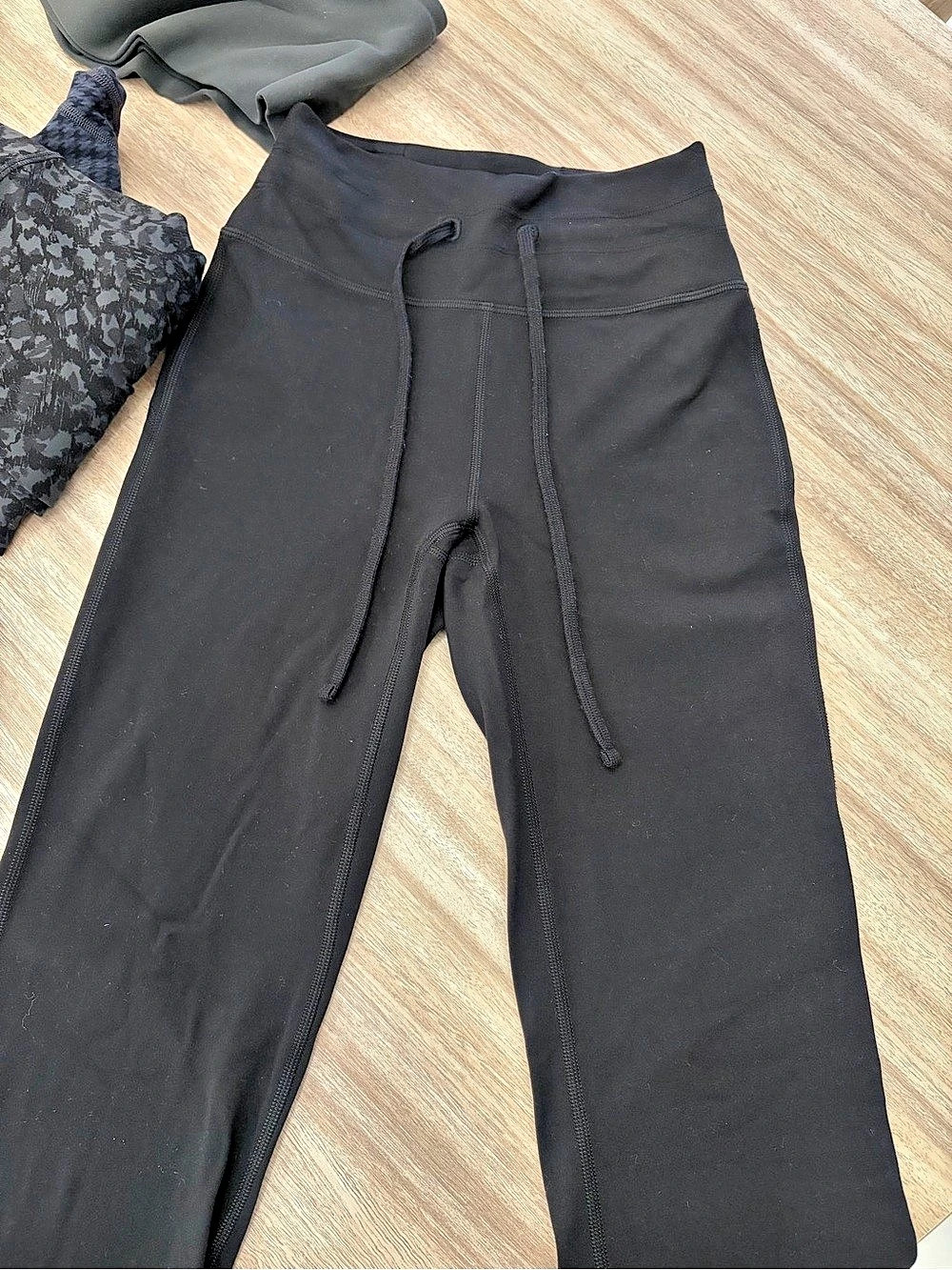 Lululemon Black align groove pant flared with drawstring